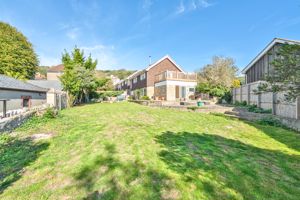 Photo 19- click for photo gallery